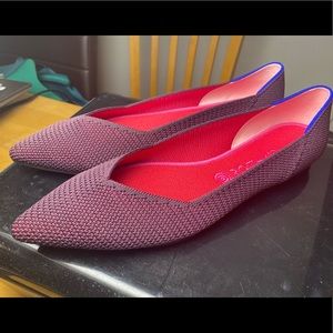 SOLD! Rothy’s Berry Lattice Points BNIB 12